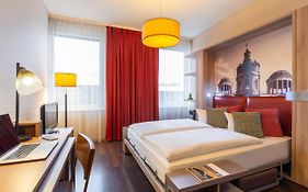 Aparthotel Adagio Kurfürstendamm  4*